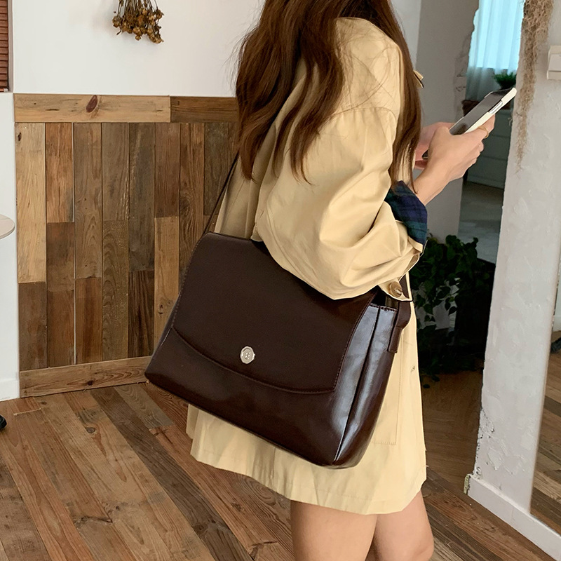 Women Bags For Airport - CGCBAG Vintage Lage Capacity Messenger Bag