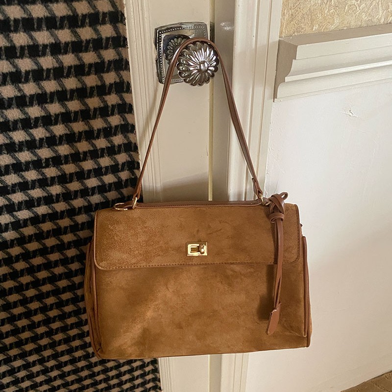 Women Bags For Airport - Borsa da donna in finta pelle