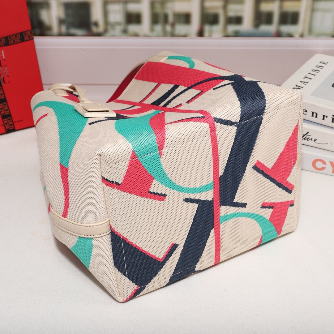NUOVA Borsa Tote da Donna CH c - Women Bags With Laptop Compartment recensione e prezzo
