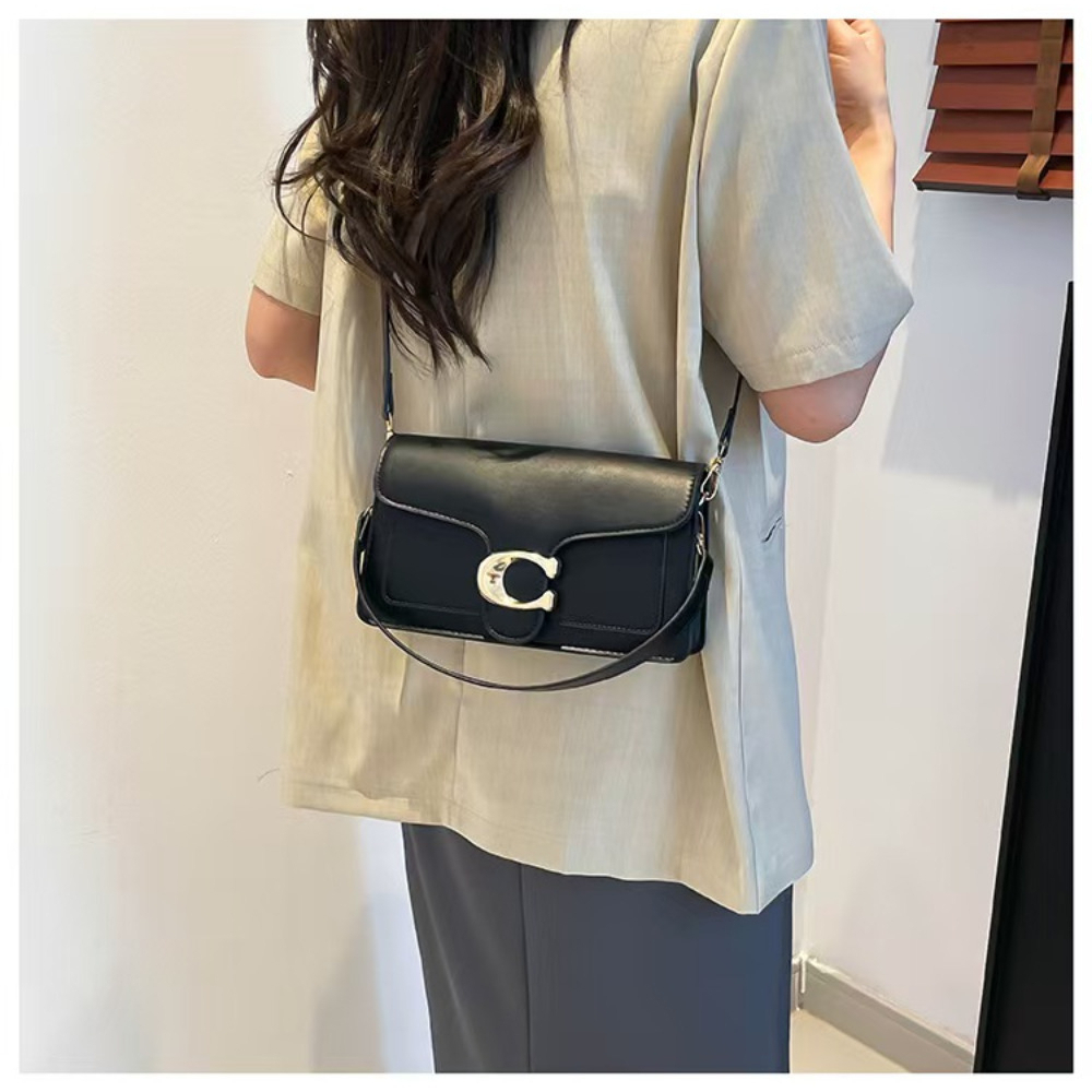 La nuova borsa a tracolla sott - Women Bags Europe recensione e prezzo