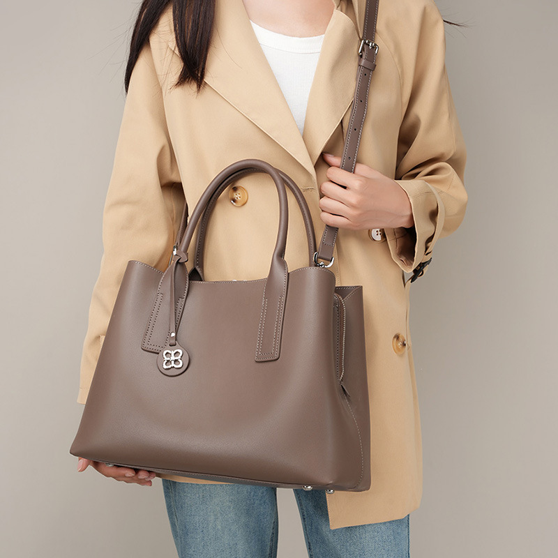 Borsa Tote Strutturata da Donn - Top Handle Structured recensione e prezzo