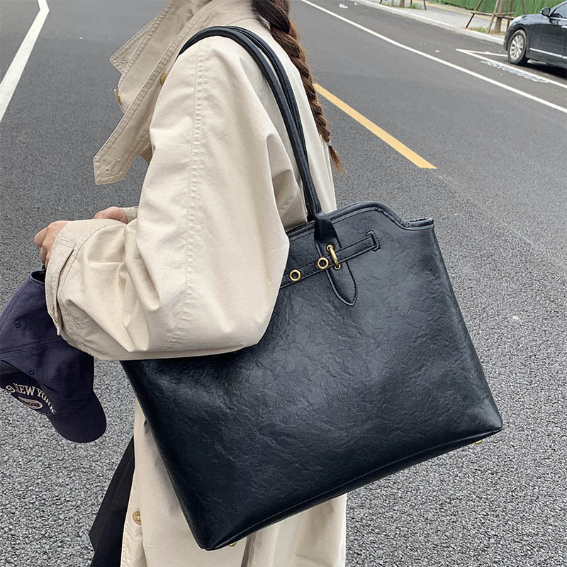 LEFTSIDE Borsa a tracolla gran - Women Bags For Airport recensione e prezzo